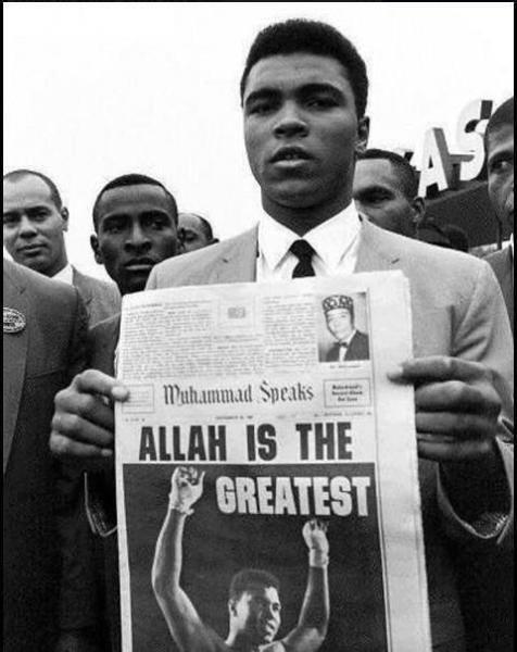 Muhammed Ali nin herkesi şaşırtan bu kararı tüm şimşekleri üstüne çekmesine neden oldu. Bir anda istenmeyen adam ilan edildi. Muhammed Ali den mutlaka kurtulmak gerekiyordu.