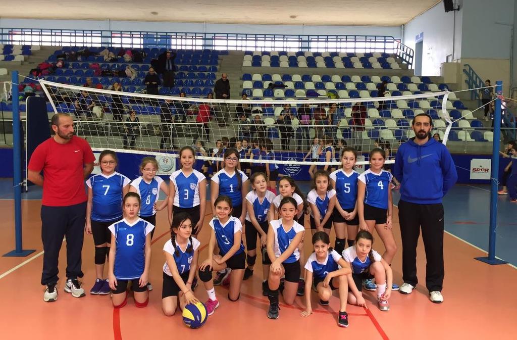 Voleybolcularımız ilk resmi maç