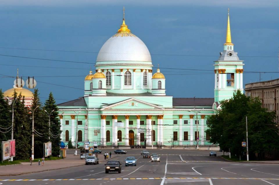 Kursk Şehri Rusya nın En Eski yerleşim birimlerinden biridir. Moskovanın 390 Km güneyinde bulunmaktadır.