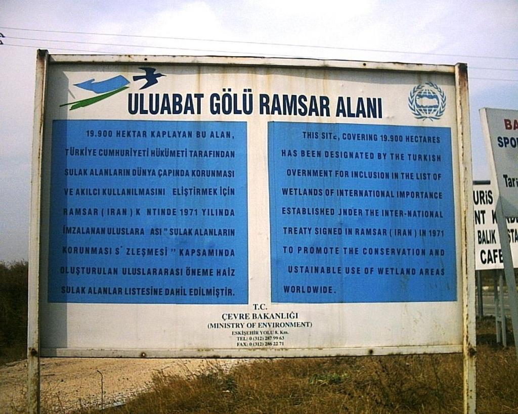 Bu özelliklerinden dolayı Uluabat gölü Mayıs 1998 de RAMSAR sözleşmesi ile koruma altına alınmıştır.
