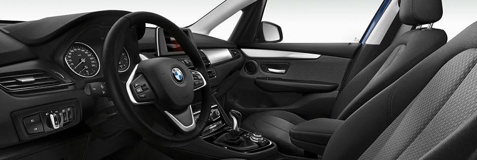 opsiyonel [ 02 ] Sürücü odaklı tasarlanmış ve modern bir estetiğe sahip tipik BMW iç tasarımı.