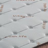 Özel Freshlife Kumaş Freshlife etkili kumaşı ile mikro ısı kontrolü sağlayarak vücut için en uygun ortam ısısını sağlamakta yardımcı olur, terlemeyi önler, uyku kalitesini arttırır.