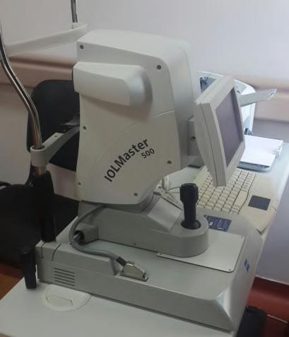 Resim 9. Optik Biyometri Fundus floresein anjiyografi Retina damar patolojilerinin tanısında kullanılan değerli bir görüntüleme yöntemidir. Flöresein adlı boyanın floresans özelliğinden yararlanılır.