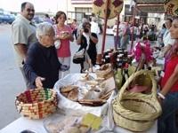 Büyükkonuk eko gün etkinlikleri kapsamında yapılan geleneksel ürünlerin tanıtılması Büyükkonuk eko gün