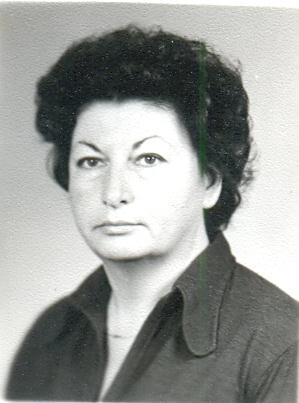 VERA İVANOVA SAMARCİEVA (İstanbul, 1938) Vera Samarcieva 2 Mart 1938 de İstanbul da doğdu. İlköğretim okulunu ve liseyi Sofya da okudu (1955).