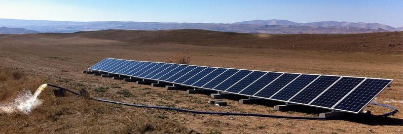 Günes Enerjili Tarımsal Uygulamalar Güneş enerjili damla sulama sistemleri, geleneksel dizel jeneratörlere göre daha az maliyetli ve daha uzun ömürlü sistemlerdir.