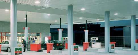 ARMATÜRLER Dış Mekan LED Kanopi Altı Aydınlatma Mini 300 LED Gen2, benzin istasyonlarında kanopi altında, yapı marketlerin ya da depo gibi alanların aydınlatması için uygun bir LED li armatürdür.