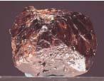 21 Zirkonyum metal oksidi (zirkonyum dioksit-zro 2 ), 1789 da Alman kimyacı Martin Heinrich Klaproth tarafından, bir takım değerli taşların ısıtılması sonucu reaksiyon ürünü olarak bulunmuştur.