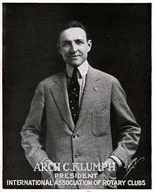 Kurucusu : UR Başkanı Arch C. KLUMPH Rotary Bağış Fonu adıyla 1917 ilk bağış 26.