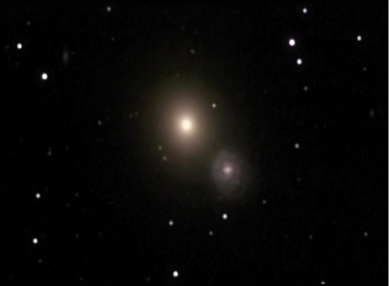 Şekil 5.13: M60 adlı eliptik bir galaksi.