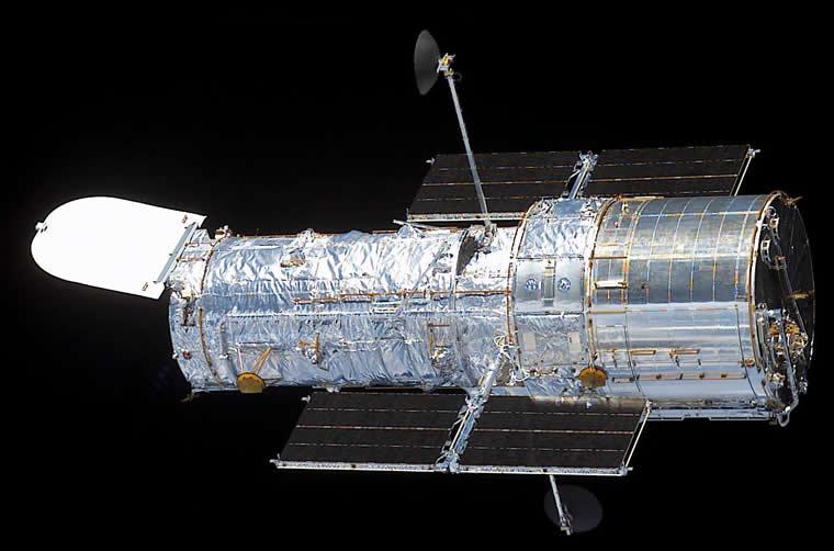Şekil 6.6: Hubble uzay teleskopu.