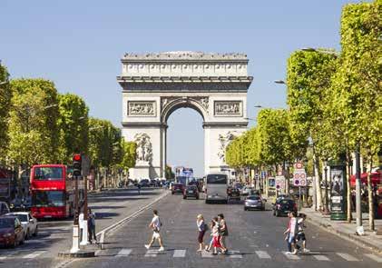 Dünyanın tüm metropol sakinlerinin imrenerek baktığı muhteşem bir metro ağına sahip olan Paris, hemen her sokağında farklı sürprizler barındırıyor.