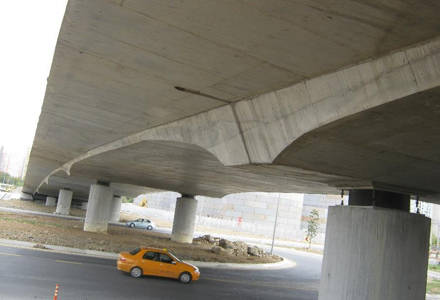 238 Şekil 14. Atatürk Havalimanı Köprüsü tamamlanmış hali.