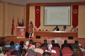 16 Eylül 2011 ZOW Essentials Seminer Türkiye tasarımı destekliyor mu? Konulu söyleşiye katılım sağlandı.