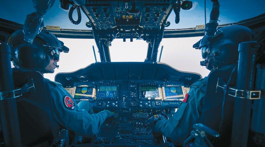 MSI IDEF 2017 ASELSAN, helikopterler için kokpit modernizasyonu çözümleri de sunuyor.