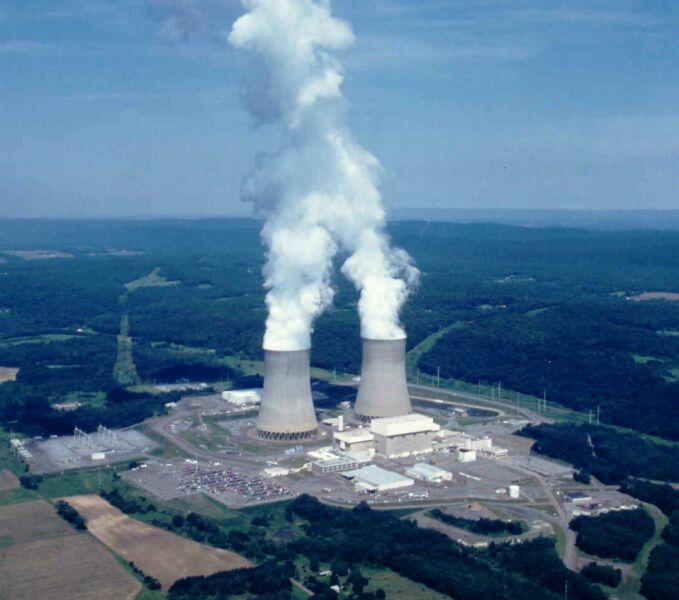 Nükleer Enerji 2007 yılında nükleer enerji üretimi %2 azalmıştır, bu düşüşte Almanya daki teknik sorunlar ve Japonya da yaşanan deprem etkili olmuştur.