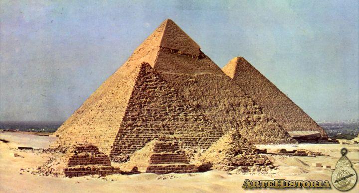 En eski uygarlıklardan biri olan Mısır Uygarlığı Nil nehri vadisinde gelişmiştir. Mısır mimarisinin en önemli yapıtları Mısır Piramitleri dir.