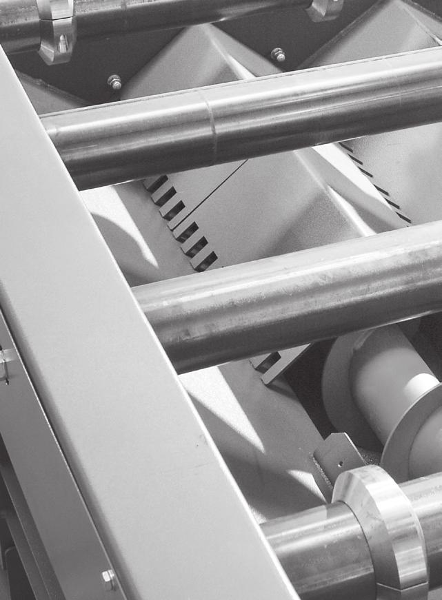 Rulolu konveyör taşıma sistemi altında kumlama malzemesi toplama silosu RRBK sistemlerinin tahliye kısmında, rulolu konveyörlerin transport sisteminin altında daima toplama silosu bulunmaktadır.