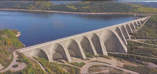 A.2. Payandalı Ağırlık Barajları Payandalı ağırlık barajlar suyun itme gücüne payandalarla desteklenmiş düz veya hafif eğimli bir duvar şeklindeki beton gövde ile karşı koyarlar.
