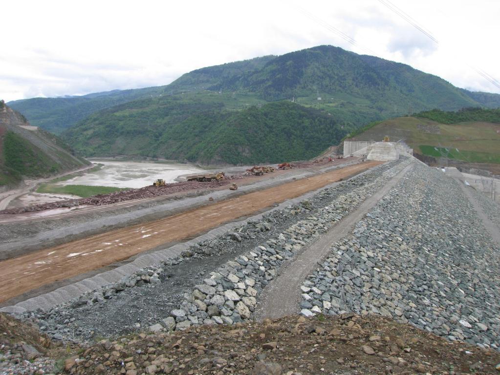 Borçka Barajı