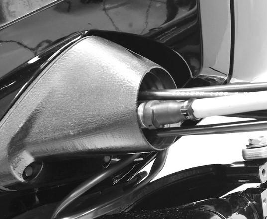 DIŞTAN TAKMALI MOTOR MONTAJI Ykıt Hortumu Boyutu Minimum ykıt hortumu iç çpı (İÇ) 8 mm (60 inç) Her bir motor için yrı bir ykıt hortumu/ykıt deposu toplyıcısı bulunmlıdır.