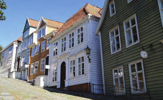 Sektörel Haberler Sectoral News 79 fakat bazıları ise Bergen in farklı yerlerinden toplanmışlardır. Burada bu evler 100-200 yıl önce olduğu gibi yeniden inşa edilmiş ve sokakta yerlerini almışlardır.