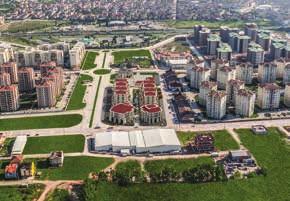 Körfezkent 1, 2, 3 ve 4 projelerinin tam ortasında, her gün binlerce