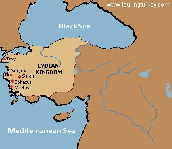 Doğu Anadolu da Urartu, Orta Anadolu da Frig devletleri yıkılırken batıda Küçük Menderes Irmağı havzasında yeni bir uygarlık ortaya çıkar. Bu uygarlık M.Ö.