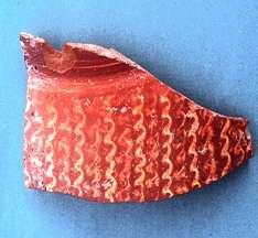 Lydia kültürüne ait belli başlı seramik üslupları Mermer taklidi vazolar İlk kez M.Ö. 7. yüzyılın sonunda üretilmeye başlanırlar.