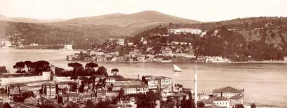 Kandilli 1352 den bugüne şehir Resim 6: Arnavutköy den Kandilli görünümü, 1890-1895 (Sebah&Joaillier, İstanbul Araştırmaları Enstitüsü Arşivi, no:319) Boğaz ın en dar bölgesinde yer alan Kandilli de,