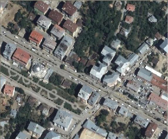 YIKILMIŞ BİNALARIN OTOMATİK OLARAK TESPİTİ (a) Van/Erciş- 2010 (b) Van/Erciş- 2011 Deprem bölgesine ait öncesi-sonrası ortofotolar ve stereo fotoğraf çiftlerinden yoğun eģleme tekniğiyle üretilmiģ
