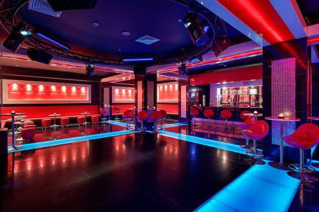 BARLAR LOBBY BAR BAR RELAX BAR Outlet Servis saatleri ve sunumları