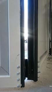 Üst Ray Mekanizması Kayar Hangar Kapısı Üst Ray Sistemi, galvanizli çelik profillerden imal edilmektedir.