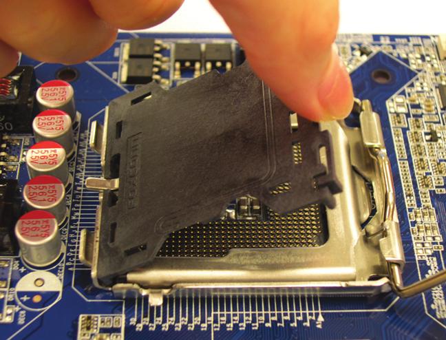 CPU montajından önce, CPU nun hasara uğramaması için bilgisayarı