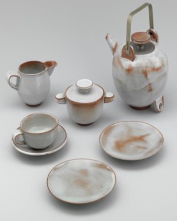 Linding Çay Servisi Tasarımı (1926; Url13) Görsel 10-(solda) Otto Dorfner ve Rainer
