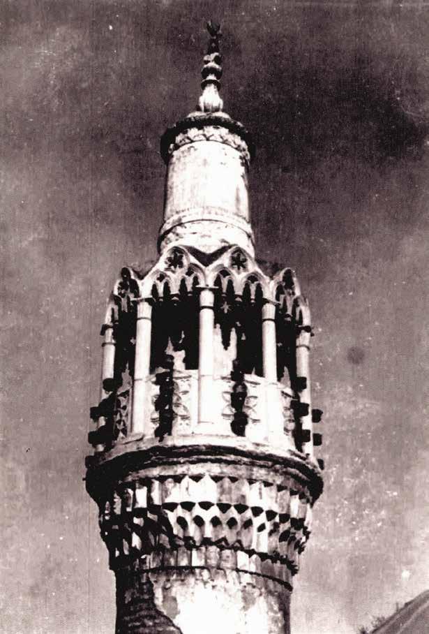 MİMARİ I İSTANBUL MİNARELERİ 51 İstanbul da bir kısım cami minaresi, yıkılmış, maddi olanaksızlık ve bürokrasi sebebiyle minare veya şerefesi hemen yapılamamıştır.