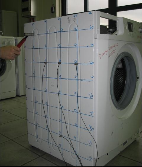 4.4 Çamaşır Mainesi Paneli Üzerinde Yapılan Deneysel Çalışmalar Deneysel çalışmaların üçüncü adımı çamaşır mainası gövdesinin yan paneli üzerinde gerçeleştirilmiştir.