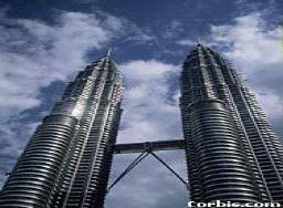 Petronas kuleleri: