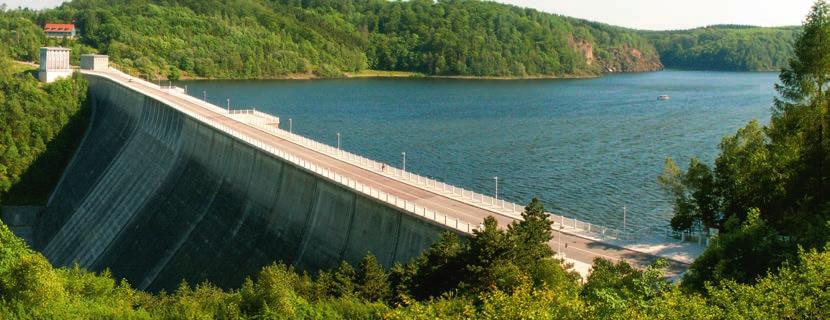 Barajların su girişlerine erişim genellikle mümkün değildir, bu nedenle ölçüm değerleri harici radyometrik birimlerle aktarılır.