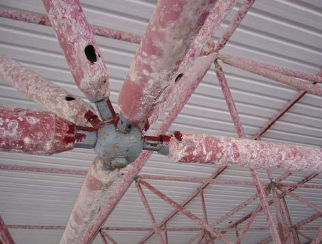 Uzay çatı sistemleri çok geniş alanlarda desteksiz çatı kurulmasında avantajlı, sağlam, ekonomik ve estetiktir. Uzay sistemler, bir yönde büyük açıklıklı fabrika, hangar, depo vs.