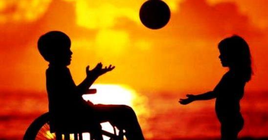 Üniversiteli Teknikerler Engellilere Umut Oluyor 02 Mayıs 2017 İstanbul Aydın Üniversitesinde Engelli Bakımı ve Rehabilitasyon programında eğitim alan teknikerler, engelli ve bakıma muhtaç kişileri