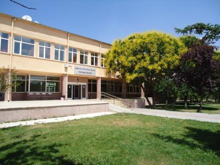 GAZİ ÜNİVERSİTESİ YABANCI DİLLER YÜKSEKOKULU 2017 MEB / YLSY YABANCI DİL KURSU TANITIMI Gazi Üniversitesi Yabancı Diller Yüksekokulu olarak, MEB