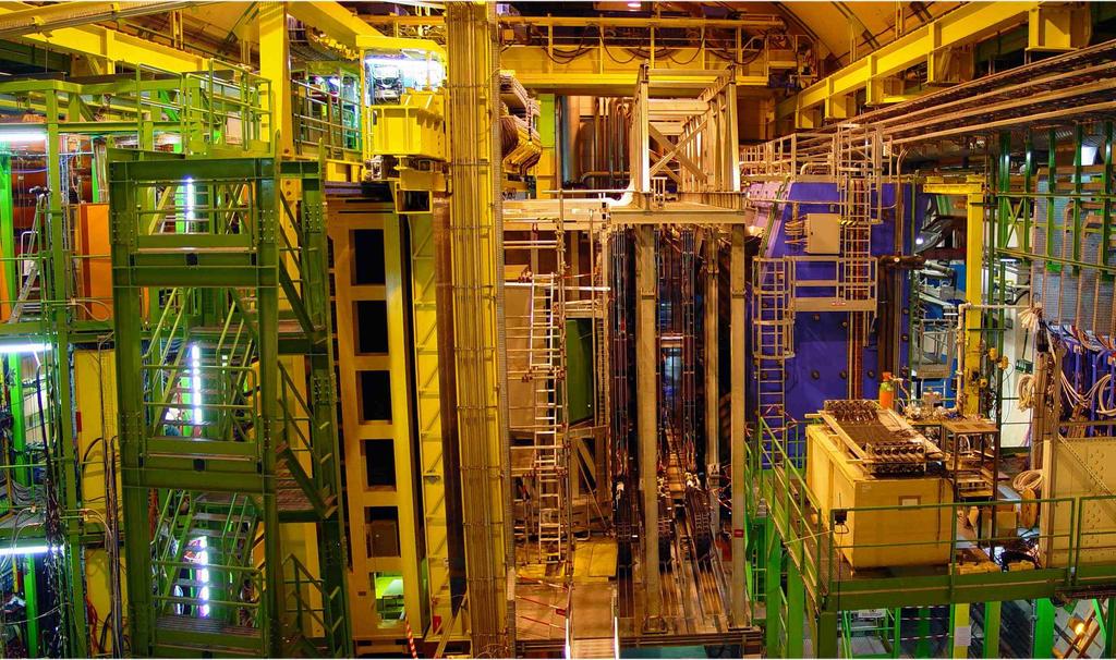 View of the LHCb cavern Muon detector Calorimeters RICH-2 OT Magnet RICH-1