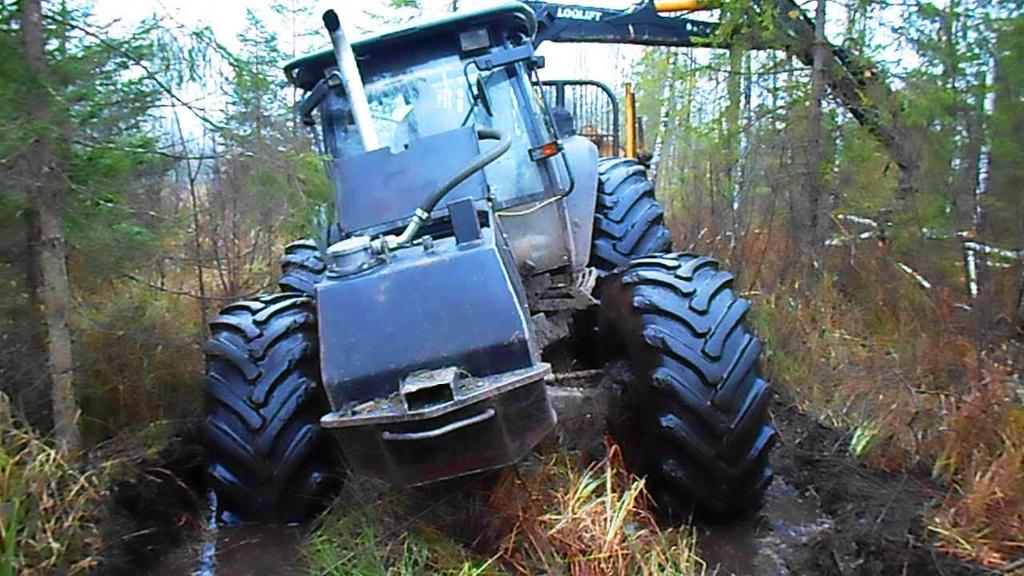 Ormanlık arazilerde kullanılan traktörlerin yüksek bir tahrik gücü oluşturmaları için lastik profilleri yüksek ve derin olmalıdır, Ormanlık alanlarda kullanılan