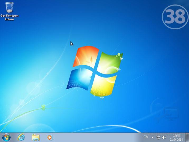 38.ADIM: Ve karşınızda Windows 7 Ultimate masaütü. Windows Kurulumu bu adımda artık tamamiyle sona erdi.