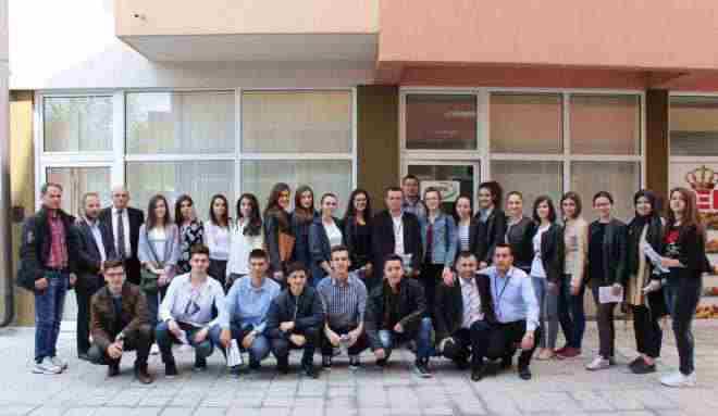 5 Ululararaı Öğrenci Oﬁi, Balkan Ülkelerinde ÇOMÜ yü Tanıttı Çanakkale Onekiz Mart Üniveritei (ÇOMÜ), kuruluşunun 25.