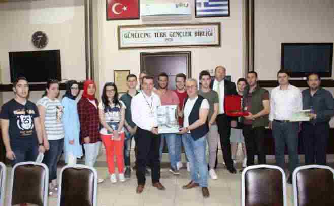 Üküp te Makedonya Türk Sivil Toplum Teşkilatları Birliği (MATÜSİTEB) Başkanı Hürev Emin, Tetovo da Organizata İdea Eğitim Koordinatörü Amir İmaili, Organizata Turke Yeşilcam Koordinatörü İlyaz