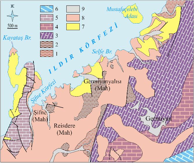 Fikret GÖKTAŞ Şekil 3. Çalışma alanında yüzeyleyen Paleozoyik ve Mesozoyik yaşlı temel kaya birimlerinin jeoloji haritası (Çakmakoğlu ve Bilgin, 2006 dan değişiklikle). 1. Dikendağı Fm.