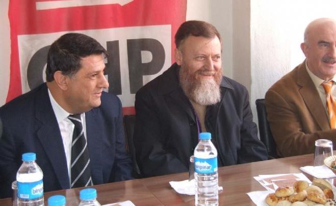 9. Bitlis'te İl Başkanı, ilçe başkanı ve Parti Okulu eğitmenleriyle bir