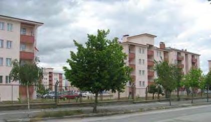 İl merkezinin ortasında yer alan bölgede (Kızılay mahallesi) ise genellikle ticari amaçlı kullanılan binalar bulunmaktadır (Şekil 77).